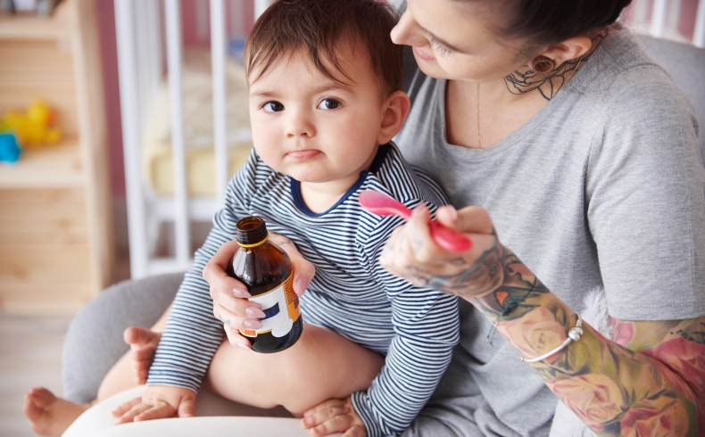 baby, ziek, medicatie