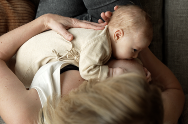 Stap 1, buik van baby tegen jouw buik