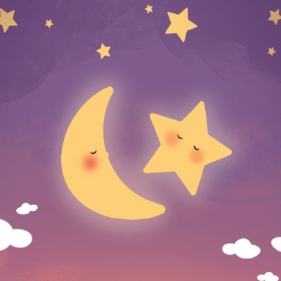 sterretje en maan in sterrenhemel met wolken