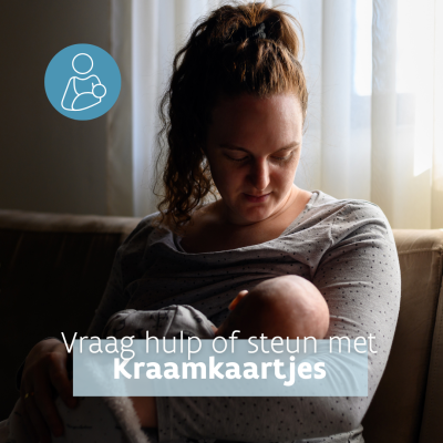 Vraag hulp of steun met Kraamkaartjes, mama geeft borstvoeding aan baby