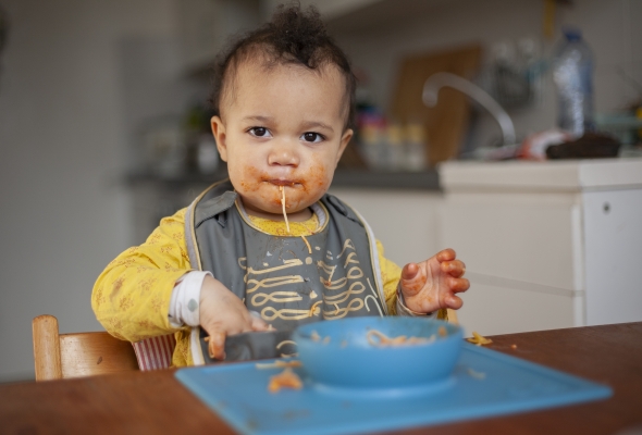 bericht wastafel boezem Vaste voeding | Kind en Gezin