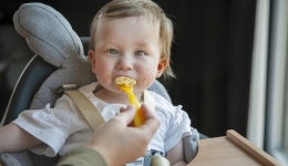 Baby eten